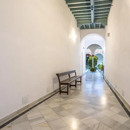 Duplex En Antigua Casa Palacio - Calle San Isidoro Apartment *