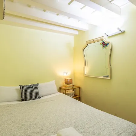 Duplex En Antigua Casa Palacio - Calle San Isidoro Apartment