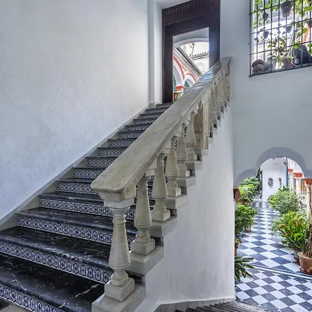 Duplex En Antigua Casa Palacio - Calle San Isidoro Apartamento *