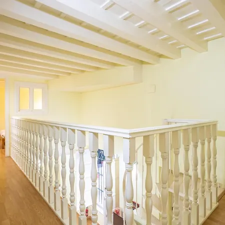 Duplex En Antigua Casa Palacio - Calle San Isidoro