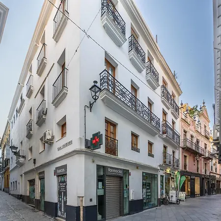 Duplex En Antigua Casa Palacio - Calle San Isidoro *